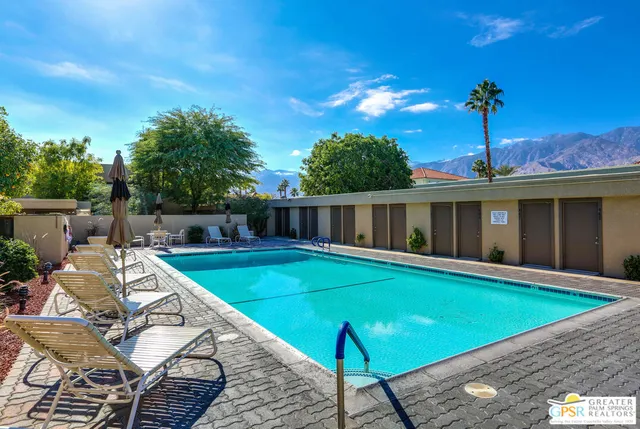 $305,000 | 437 Bradshaw E Lane, Unit 50, Palm Springs, CA 92262