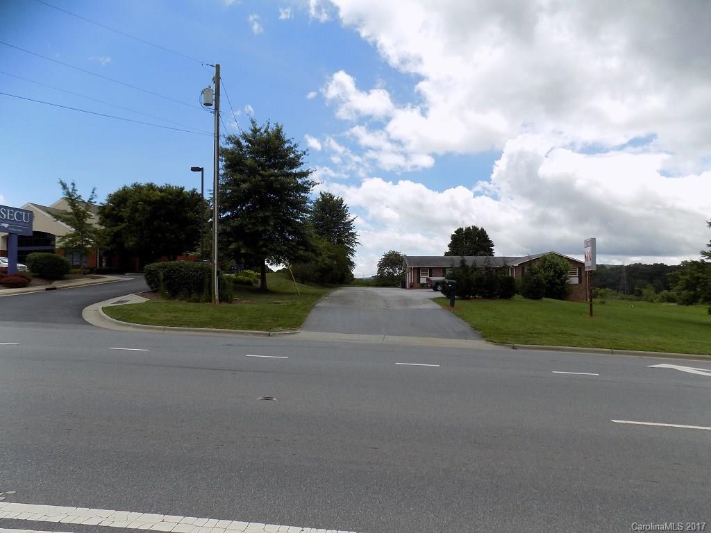 641 Upward Road Flat Rock, NC 28731 - Photo 3 of 14 Gallery Image 3