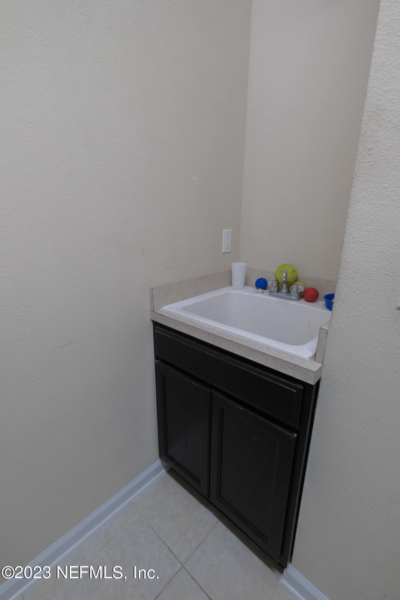 1201 Ballard Ridge Road Jacksonville, FL 32211 - Photo 11 of 25 IMG_0925