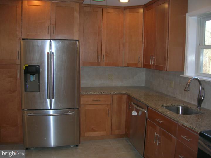680 Taylor Road Downingtown, PA 19335 - Photo 11 of 20 Kitchen