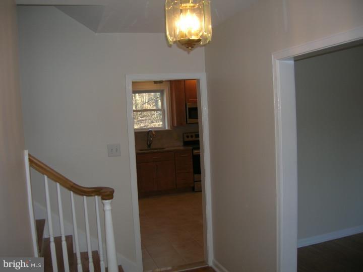 680 Taylor Road Downingtown, PA 19335 - Photo 3 of 20 Foyer