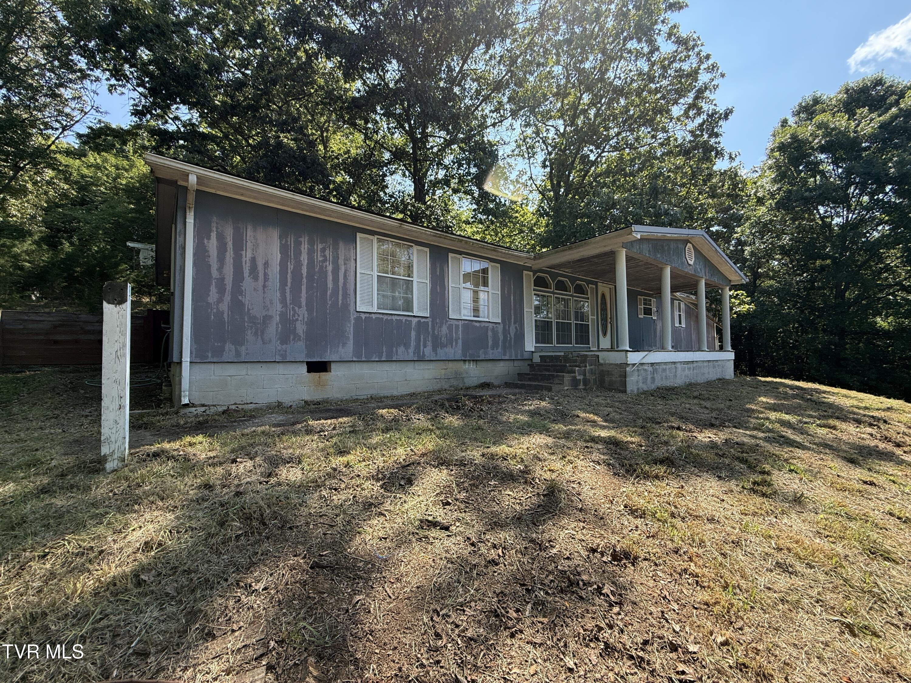 116 Steele Road Rogersville, TN 37857 - Photo 2 of 26 IMG_6797