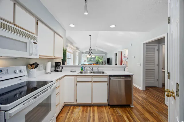 $339,900 | 320 Pinehurst Lane, Unit 11E, Pawleys Island, SC 29585