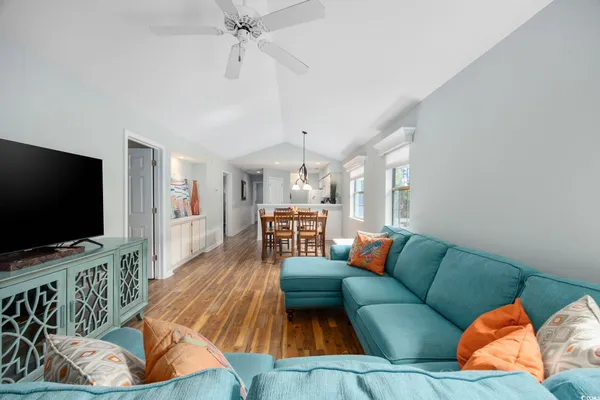 $320,000 | 320 Pinehurst Lane, Unit 11E, Pawleys Island, SC 29585