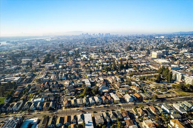 $739,000 | 3439 East 18th Street, Oakland, CA 94601