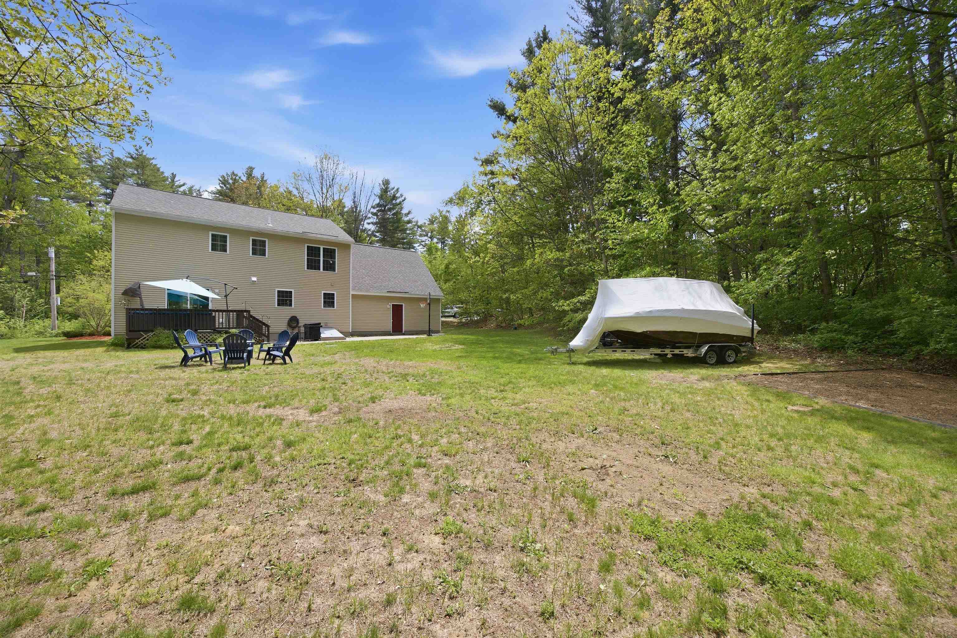 144 Mountain Road Goffstown, NH 03045 - Photo 3 of 47