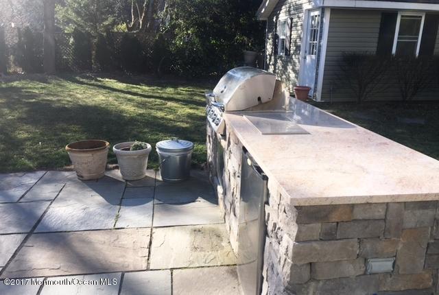 2400 Riverside Terrace Manasquan, NJ 08736 - Photo 10 of 14 Outdoor Kitchen