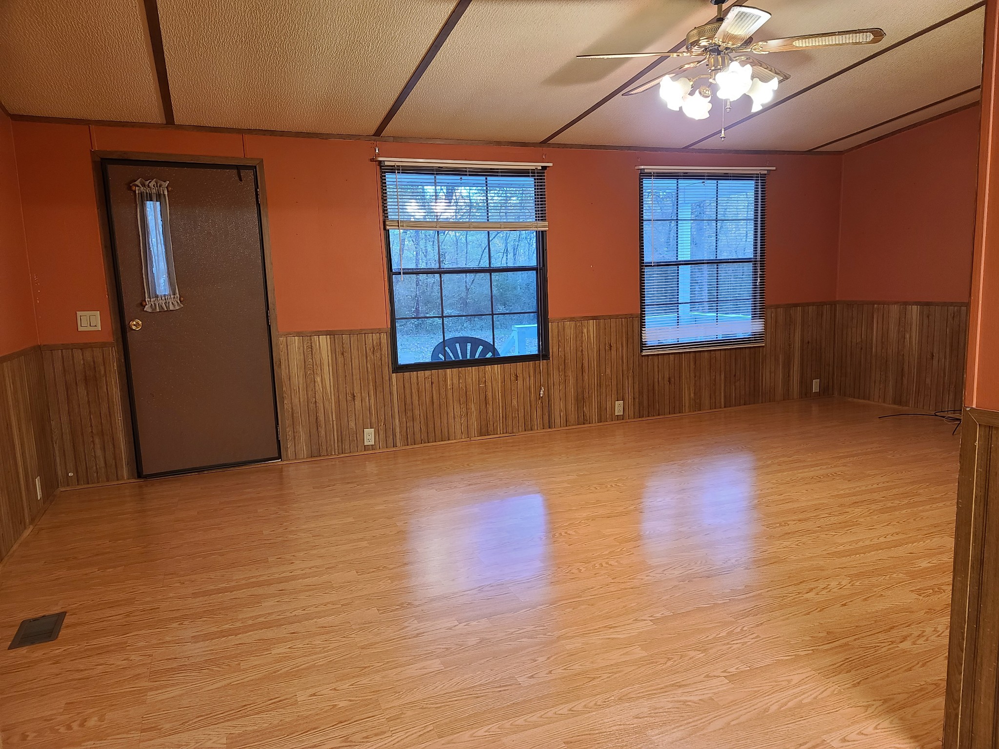 1350 Turkey Creek Road Dickson, TN 37055 - Photo 14 of 19 Gallery Image 14