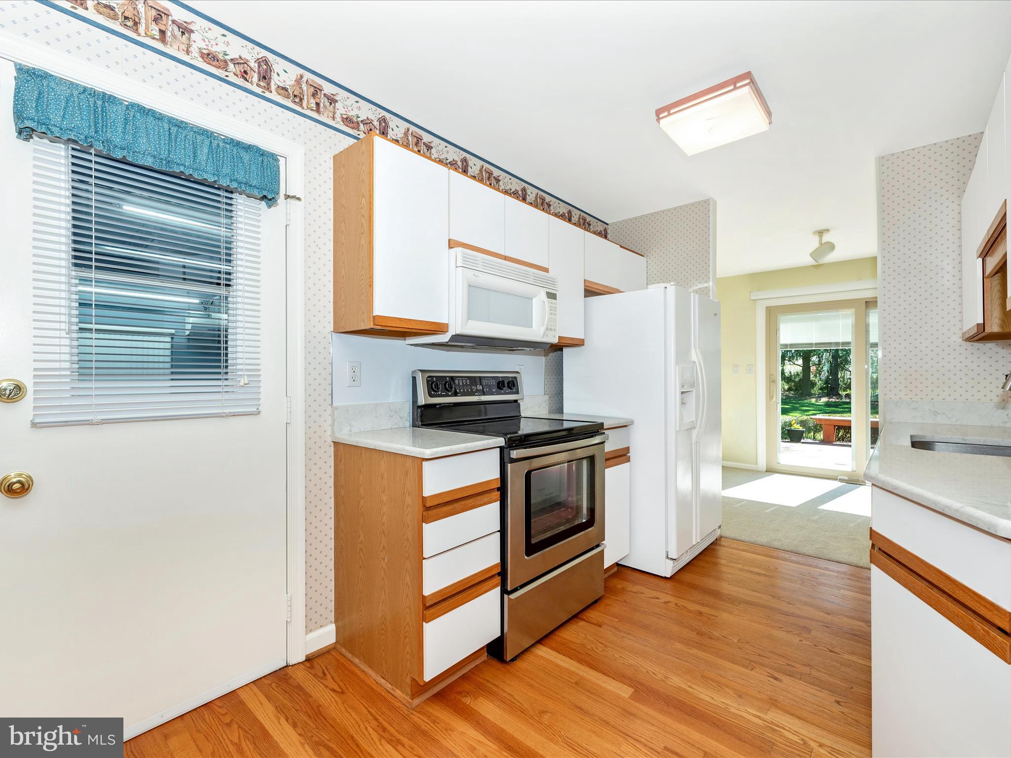 5579 Linton Road Sykesville, MD 21784 - Photo 17 of 73 Bright Kitchen