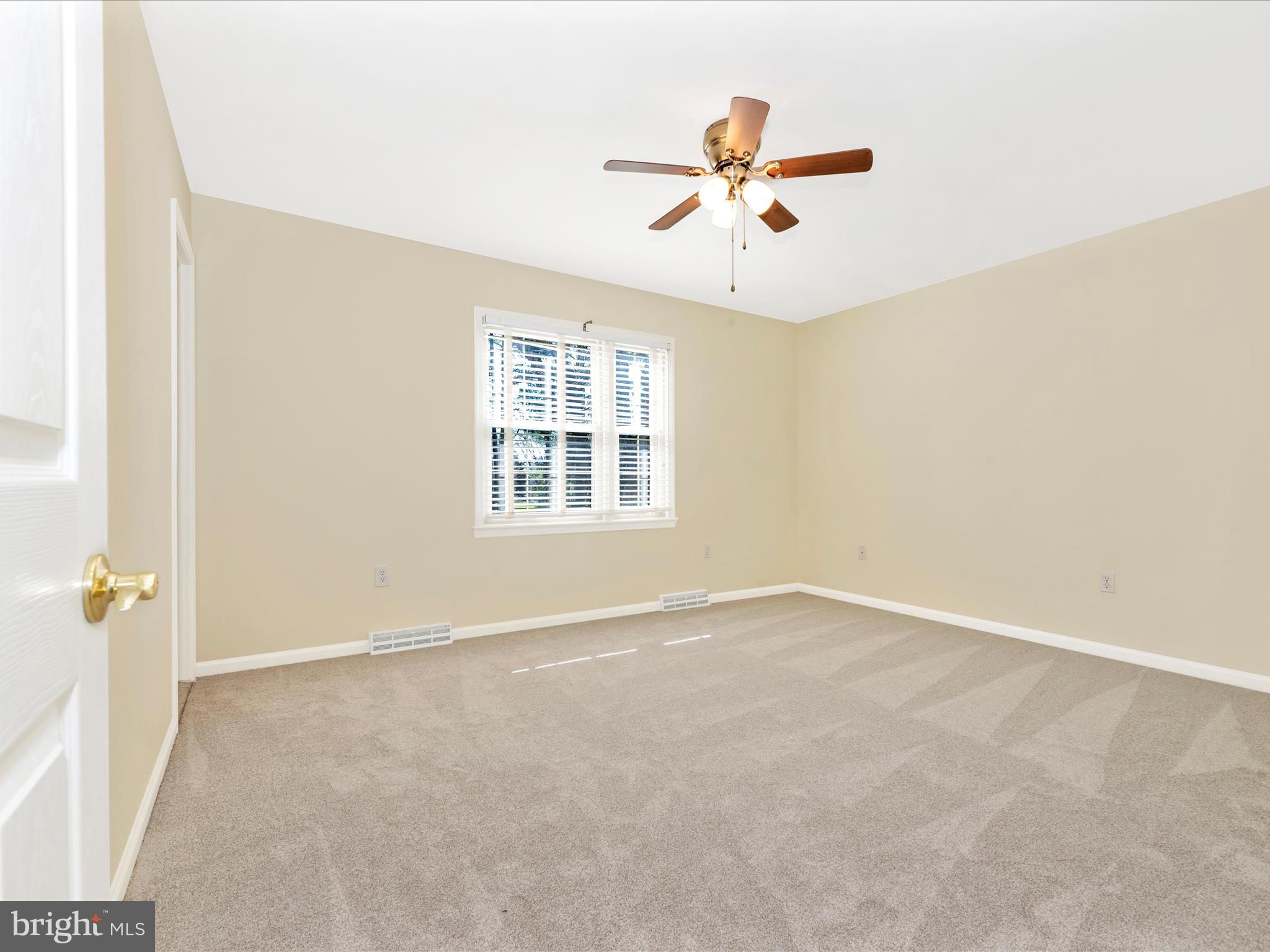 5579 Linton Road Sykesville, MD 21784 - Photo 25 of 73 Primary Bedroom