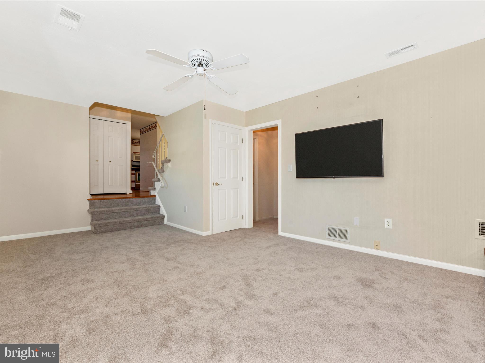 5579 Linton Road Sykesville, MD 21784 - Photo 39 of 73 Mid Level Family Room