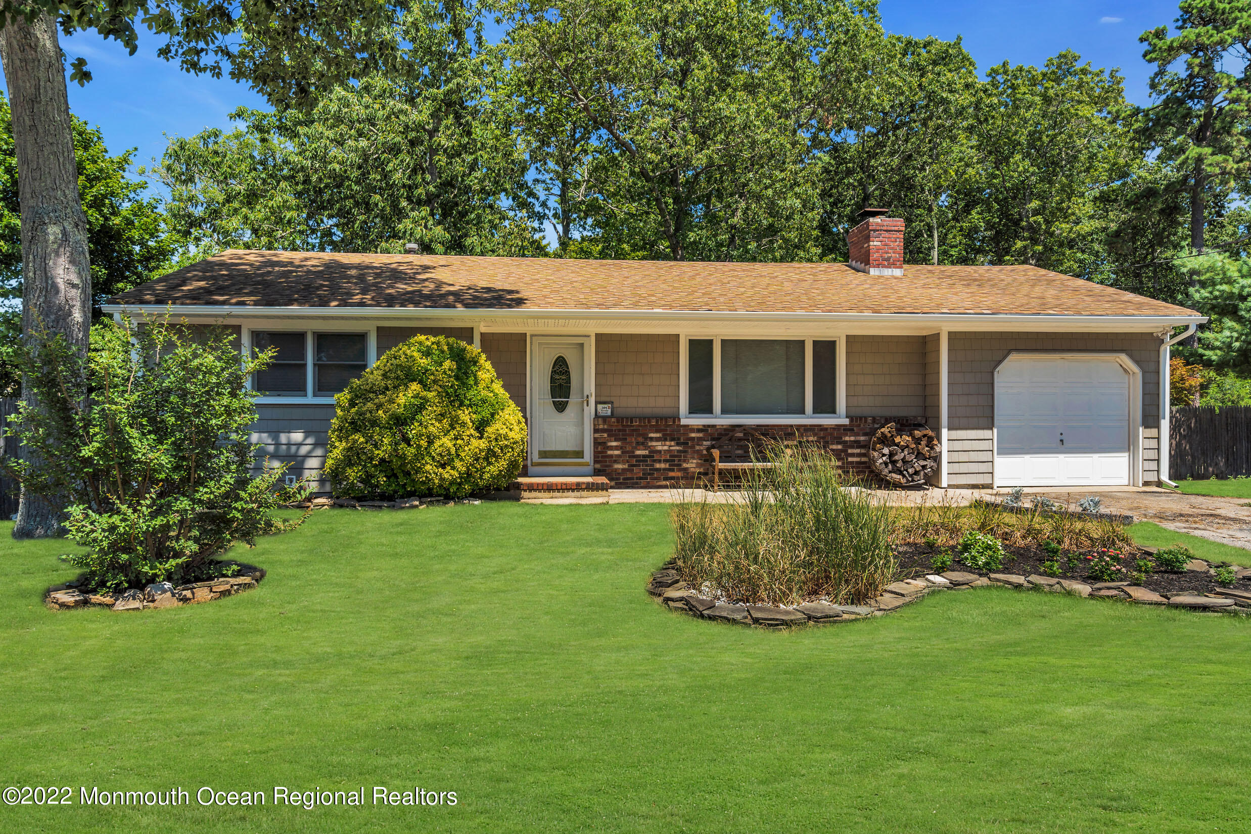 394 Reedy Drive Brick, NJ 08723 - Photo 6 of 53 1 (6)