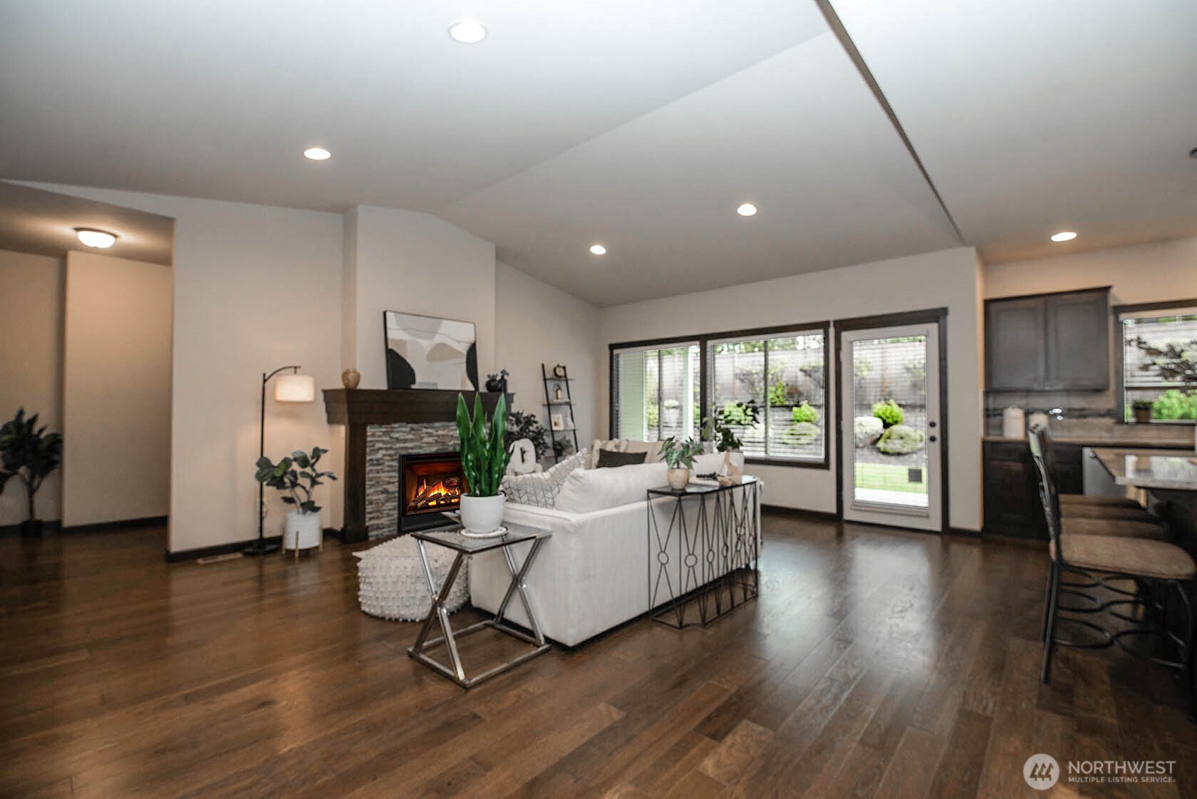 7517 Broadway Everett, WA 98203 - Photo 12 of 38