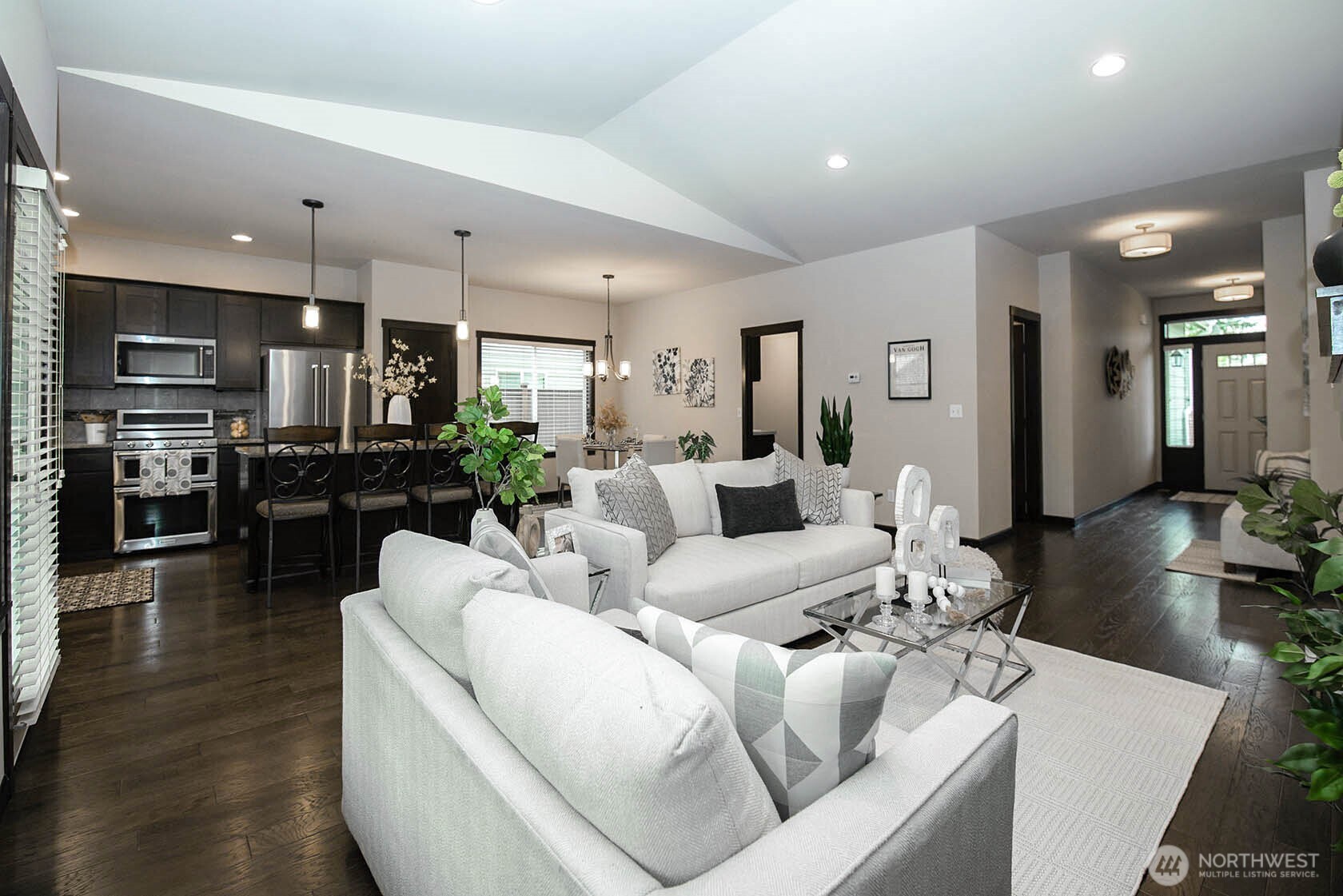 7517 Broadway Everett, WA 98203 - Photo 14 of 38