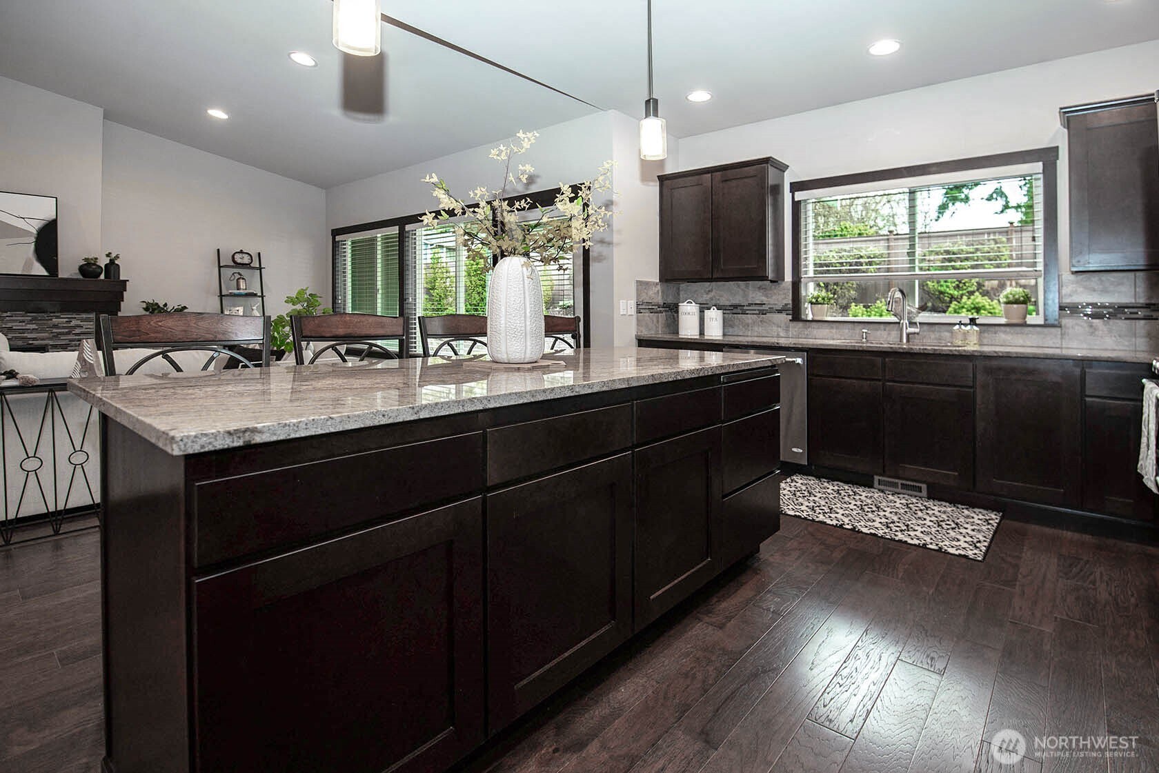 7517 Broadway Everett, WA 98203 - Photo 16 of 38