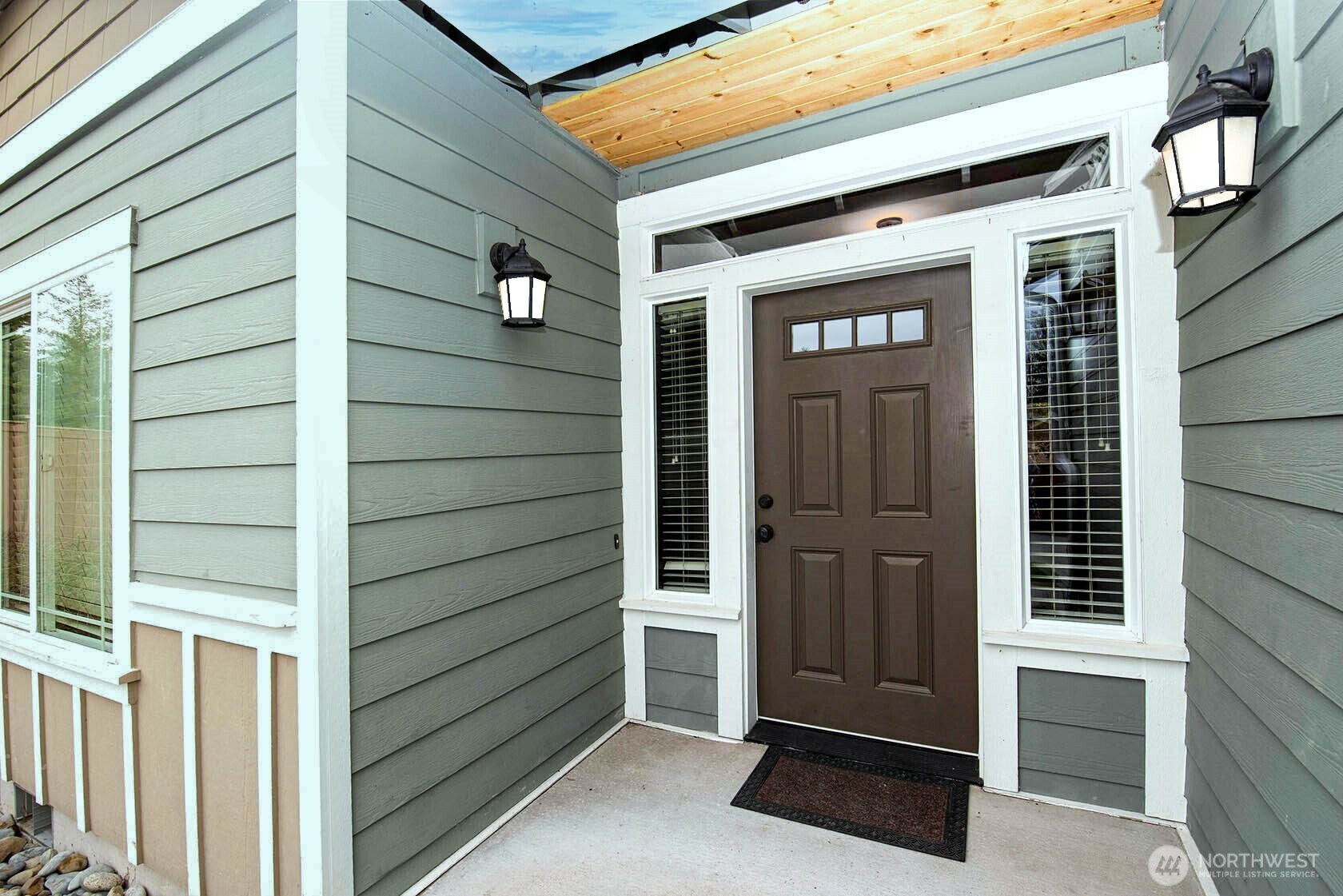 7517 Broadway Everett, WA 98203 - Photo 5 of 38