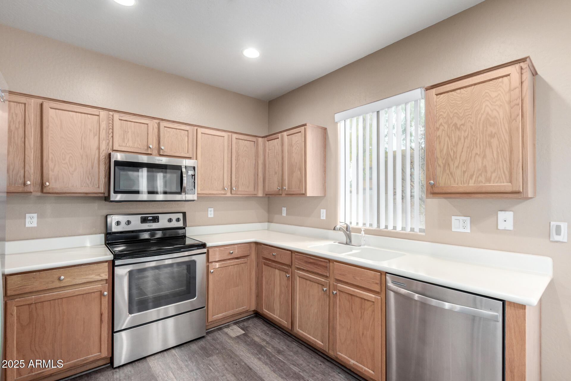 3613 West Kathleen Road Phoenix, AZ 85053 - Photo 13 of 32 16 - Kathleen
