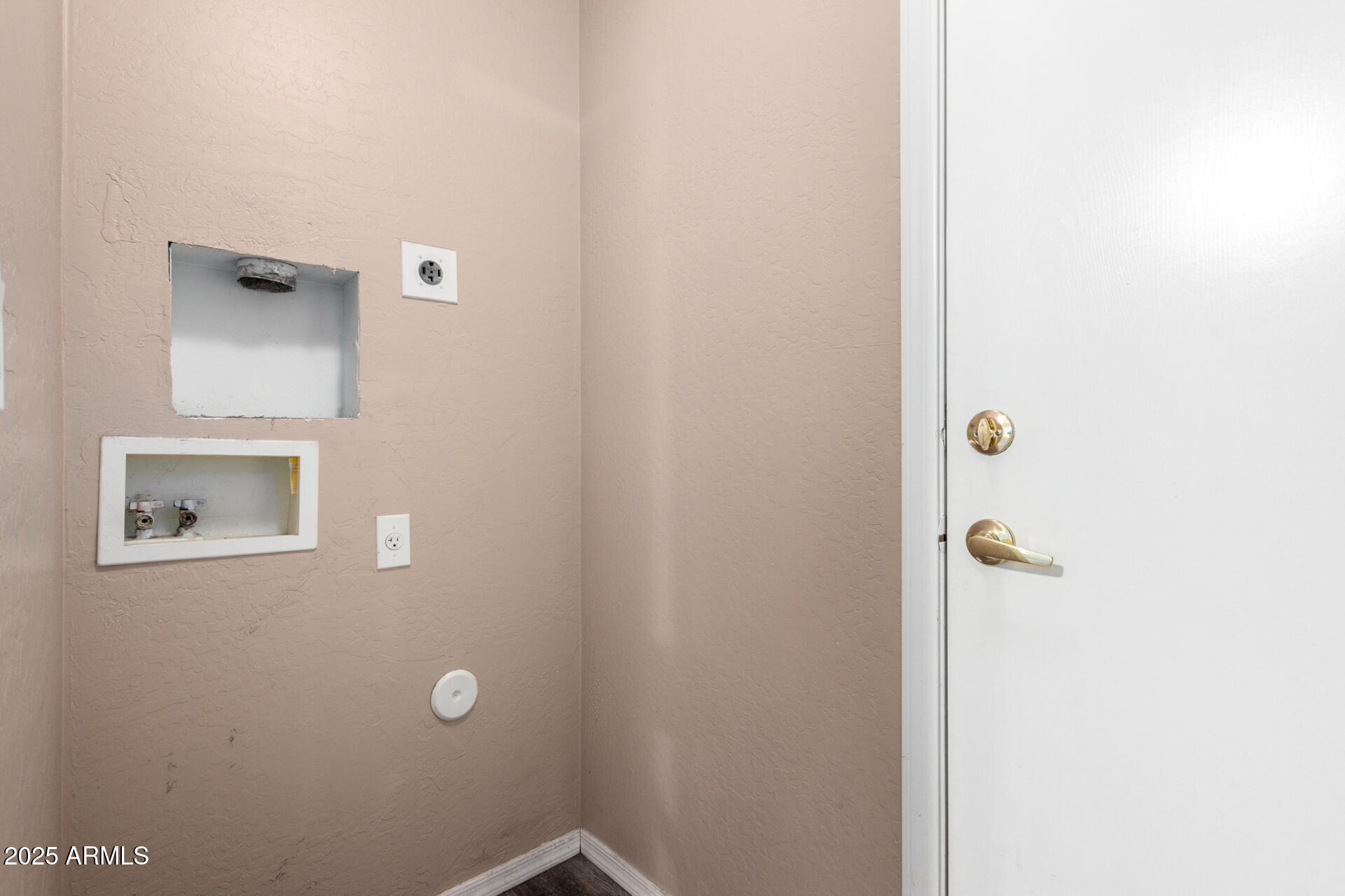 3613 West Kathleen Road Phoenix, AZ 85053 - Photo 28 of 32 31 - Kathleen