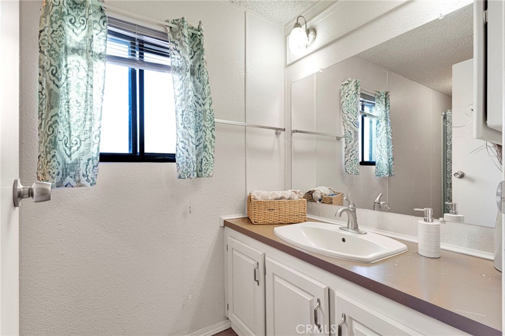 23456 Ottawa Road, Unit 28 Apple Valley, CA 92308 - Photo 25 of 35