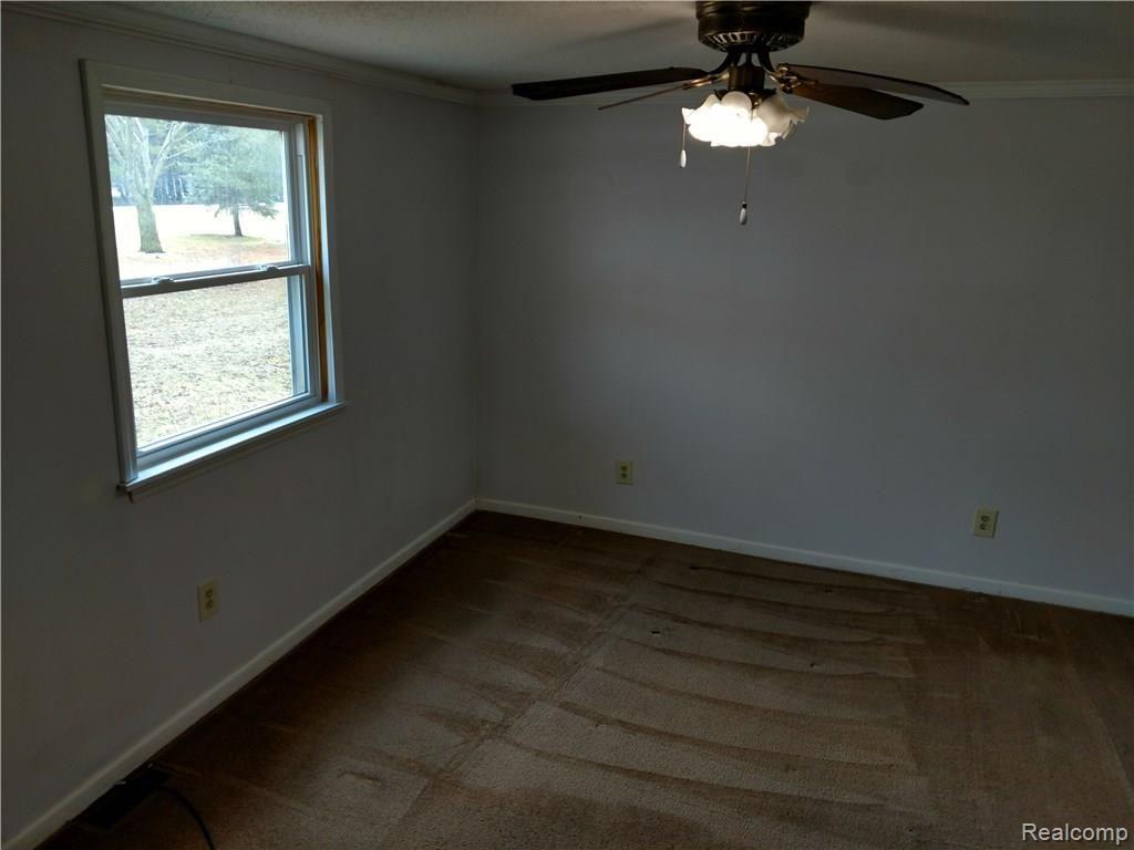 3388 Lippincott Road Lapeer, MI 48446 - Photo 5 of 23 IMG_20180221_141327508_HDR.jpg