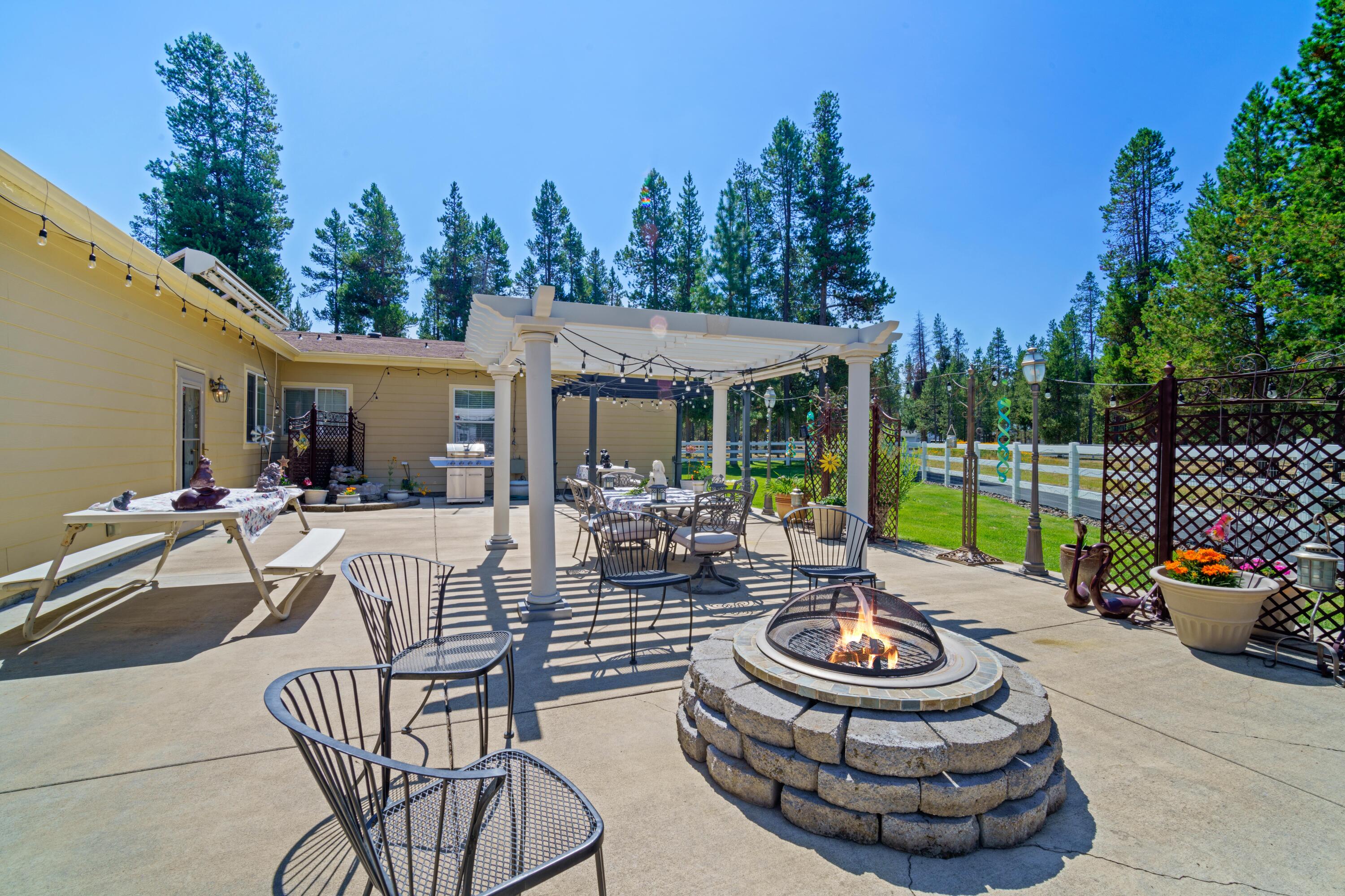 17822 Old Wood Road Bend, OR 97707 - Photo 36 of 43 38