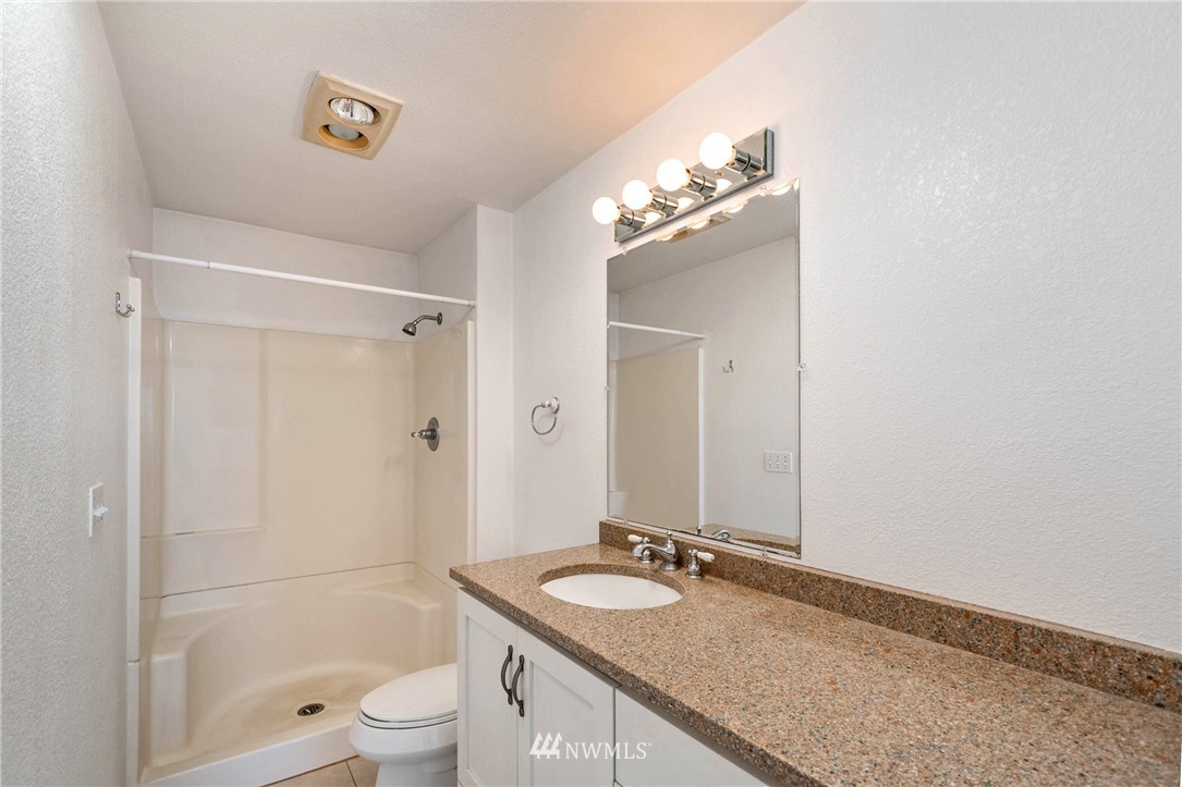 1991 West Beach Road Oak Harbor, WA 98277 - Photo 20 of 40 Gallery Image 20