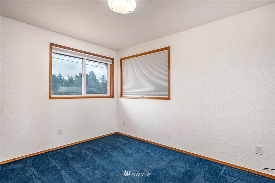 1991 West Beach Road Oak Harbor, WA 98277 - Photo 22 of 40 Gallery Image 22
