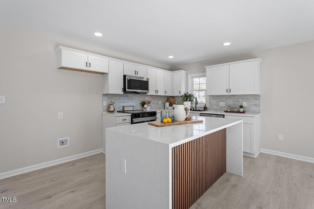 2513 Little John Road Raleigh, NC 27610 - Photo 9 of 28 2513 Little John Rd_17