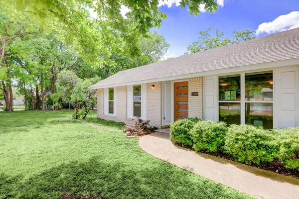 $2,900 | 3100 Ray Wood Drive, Austin, TX 78704