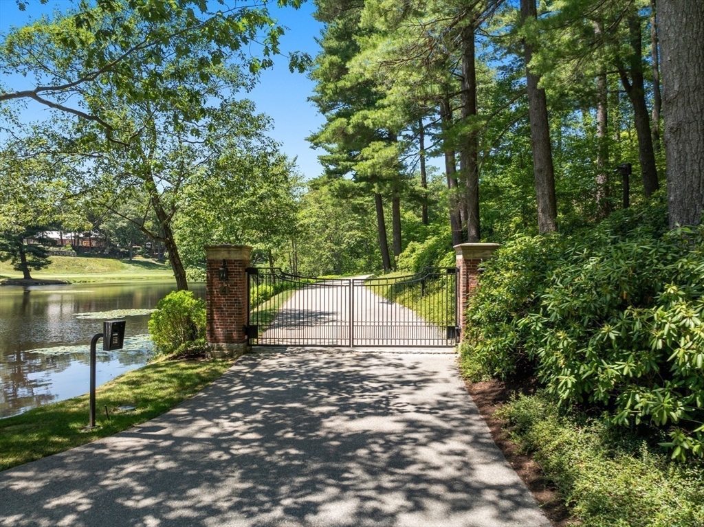 4 Willow Road Weston, MA 02493 - Photo 38 of 42 a view of a outdoor space