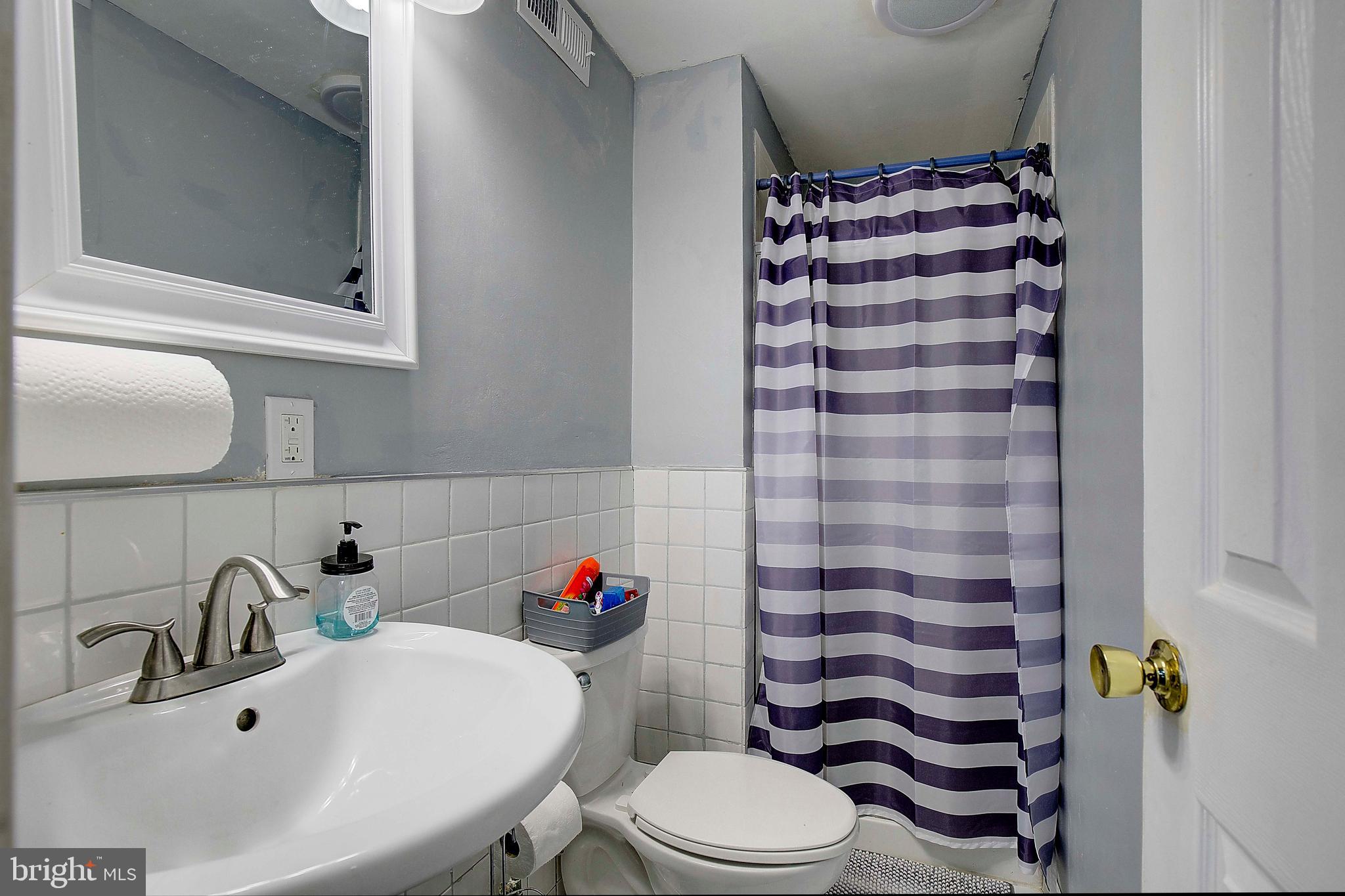 9209 Roxanne Drive Lanham, MD 20706 - Photo 22 of 33