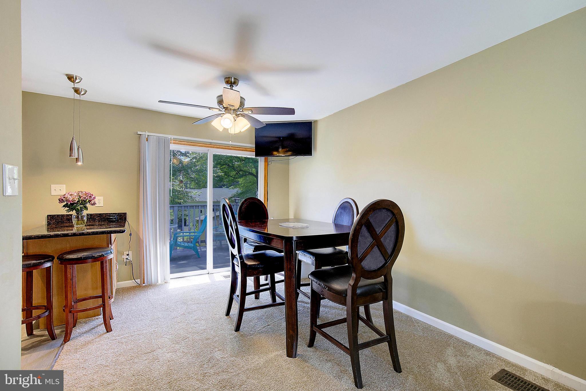 9209 Roxanne Drive Lanham, MD 20706 - Photo 7 of 33