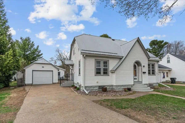 $229,900 | 819 Hopwood Avenue, Menomonie, WI 54751