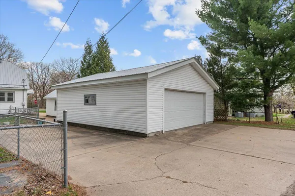 $229,900 | 819 Hopwood Avenue, Menomonie, WI 54751