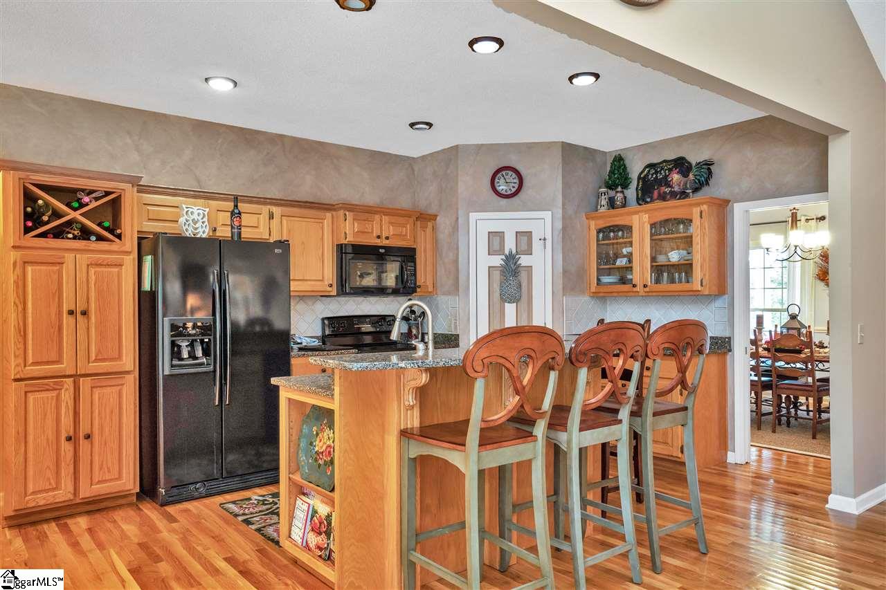 341 Lawton Road Central, SC 29630 - Photo 4 of 30 Gallery Image 4