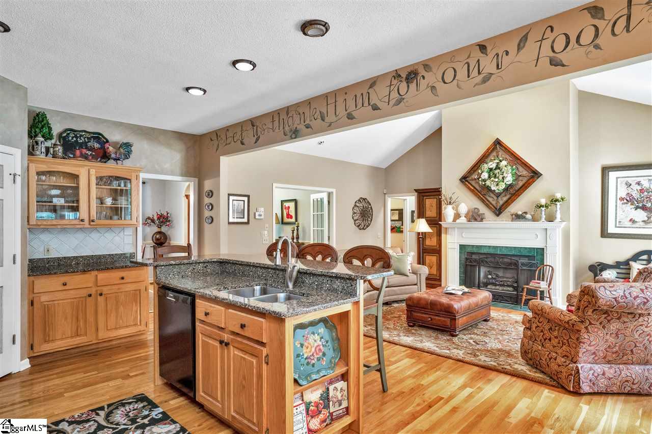 341 Lawton Road Central, SC 29630 - Photo 8 of 30 Gallery Image 8