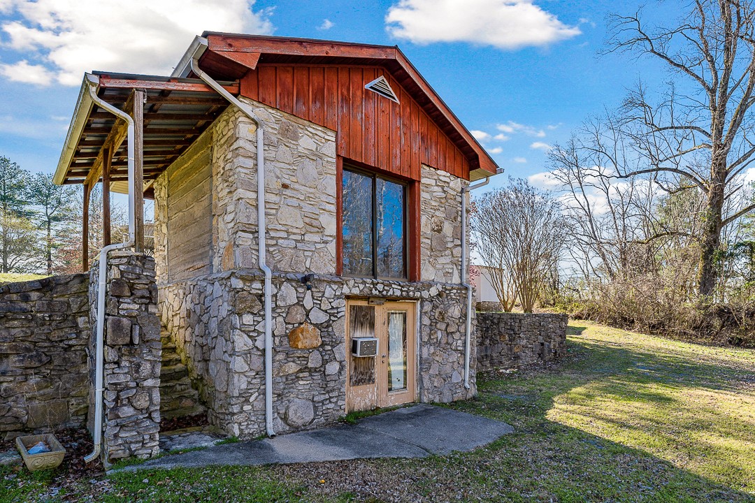 877 Hurricane Ridge Road Smithville, TN 37166 - Photo 31 of 48 Gallery Image 31