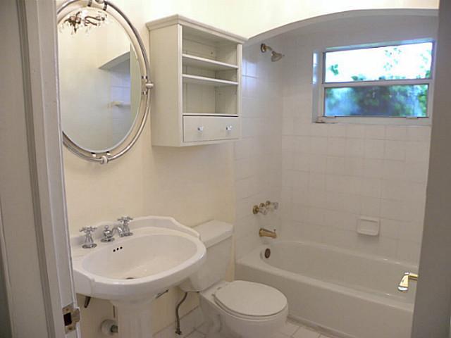 282 Northwest 11th Avenue Boca Raton, FL 33486 - Photo 13 of 25 Additional Photo