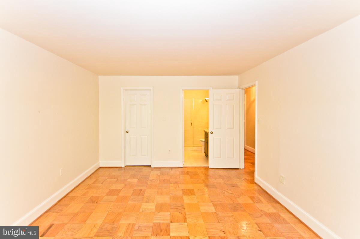 3273 Sutton Place Northwest, Unit D Washington, DC 20016 - Photo 13 of 29