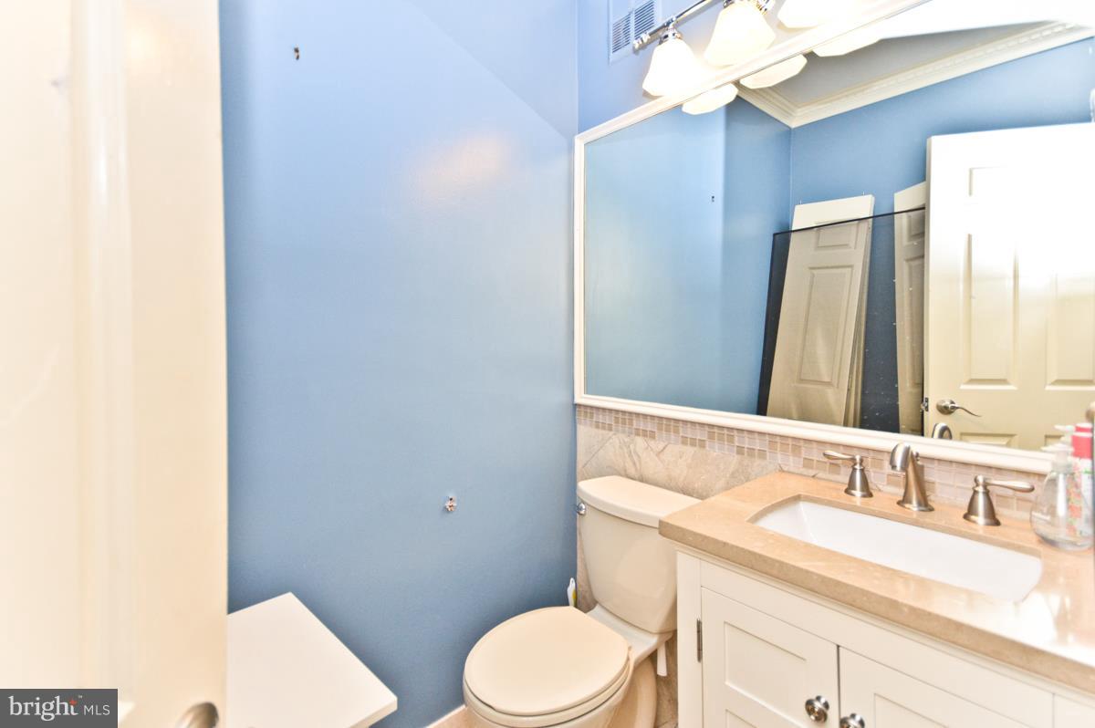 3273 Sutton Place Northwest, Unit D Washington, DC 20016 - Photo 27 of 29