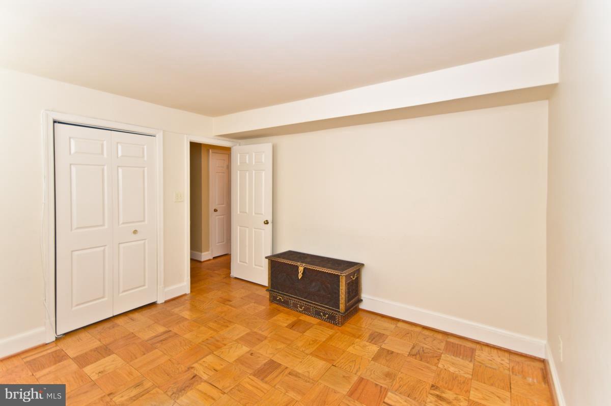 3273 Sutton Place Northwest, Unit D Washington, DC 20016 - Photo 8 of 29