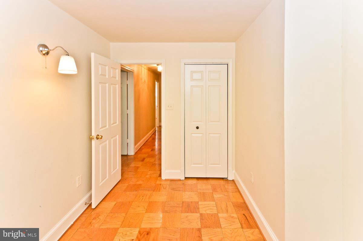 3273 Sutton Place Northwest, Unit D Washington, DC 20016 - Photo 10 of 29