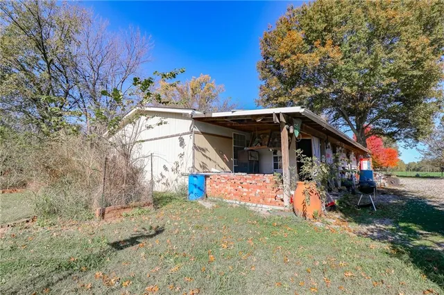 $174,999 | 218 Northwest 1771st Road, Kingsville, MO 64061