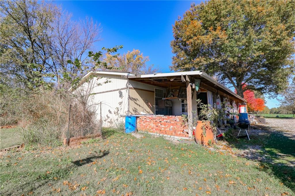 218 Northwest 1771st Road Kingsville, MO 64061 - Photo 7 of 18