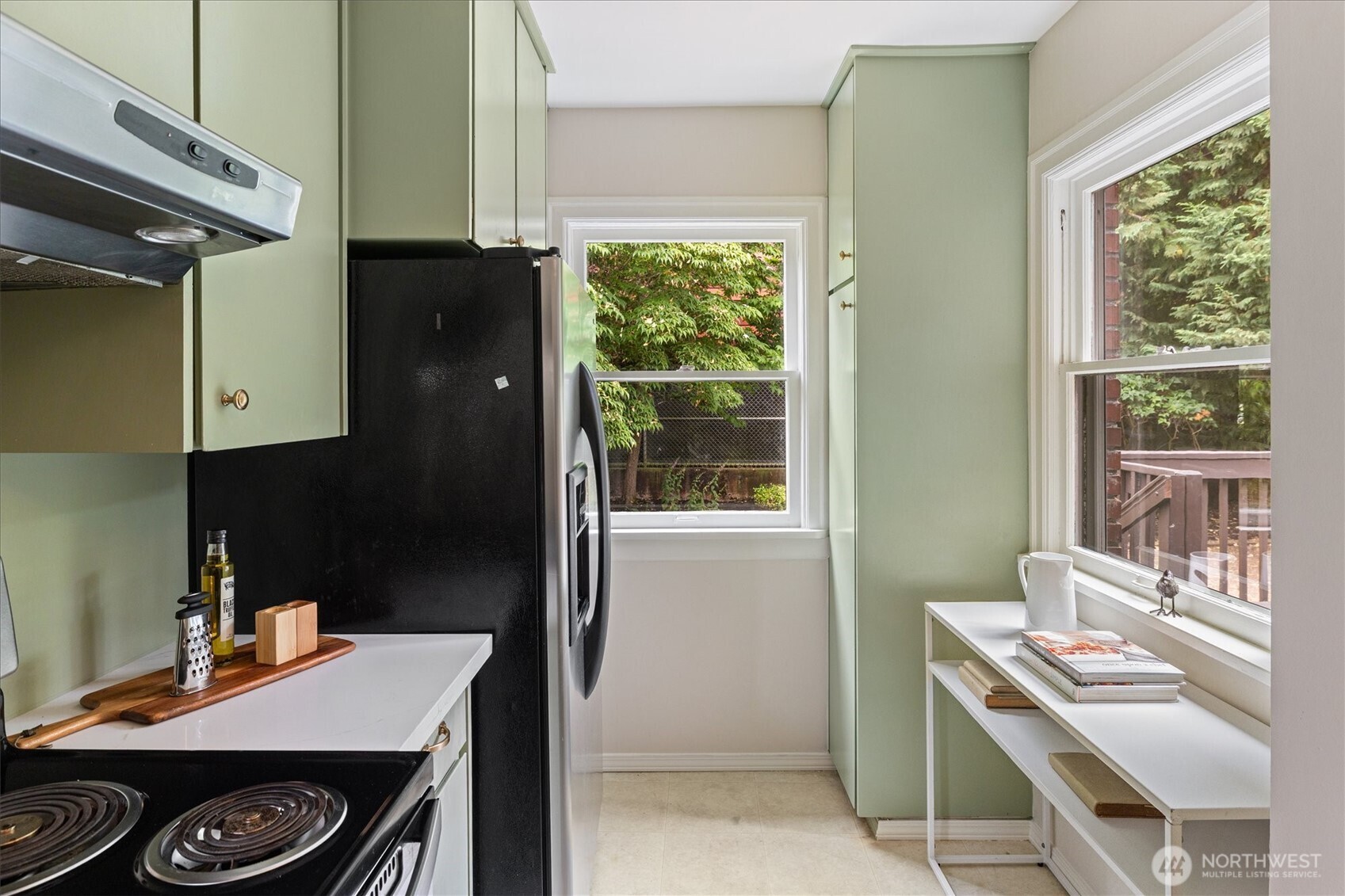 1146 North 78th Street Seattle, WA 98103 - Photo 9 of 40