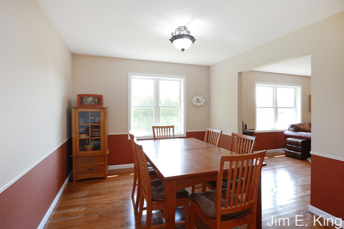 10265 Baker Road Greenville, MI 48838 - Photo 8 of 40 IMG_1033