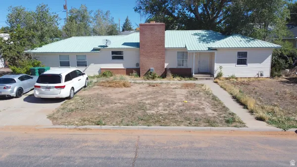 $260,000 | 102 Continental Street, Blanding, UT 84511