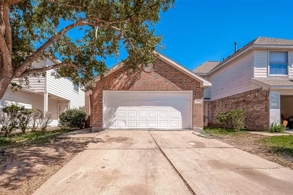 $2,050 | 7127 Sedona Court, Houston, TX 77083