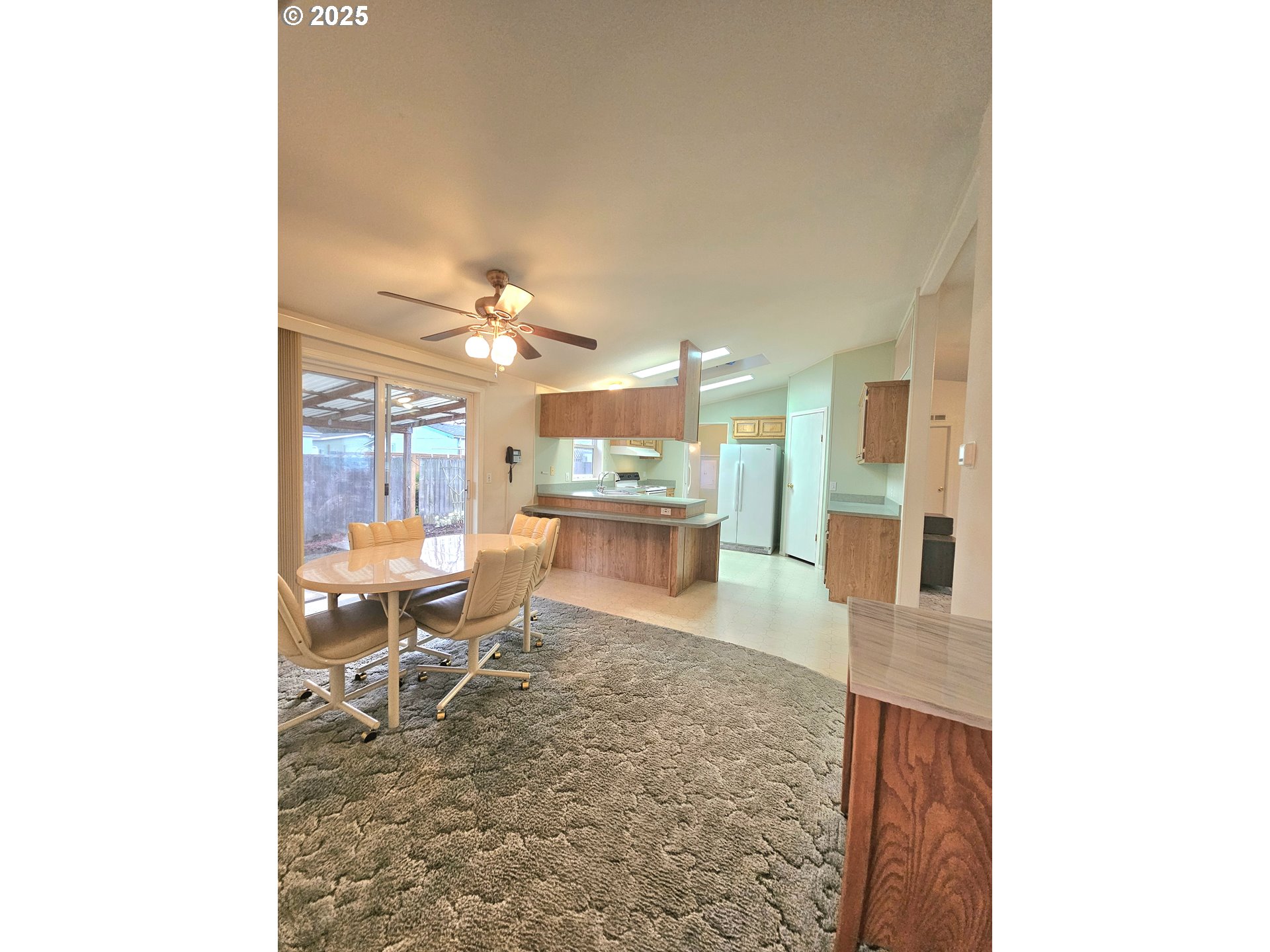 1621 Skipper Avenue Eugene, OR 97404 - Photo 12 of 36 Gallery Image 12