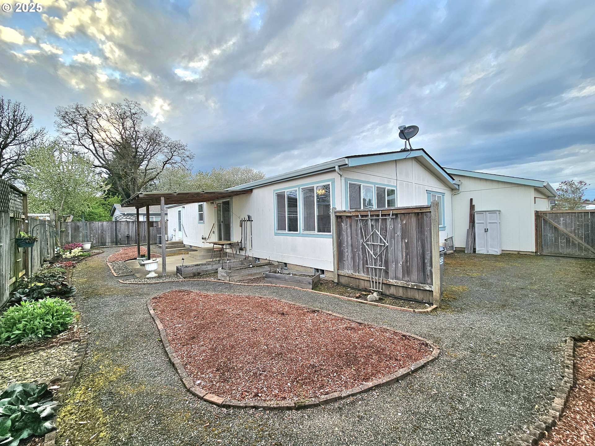 1621 Skipper Avenue Eugene, OR 97404 - Photo 32 of 36 Gallery Image 32